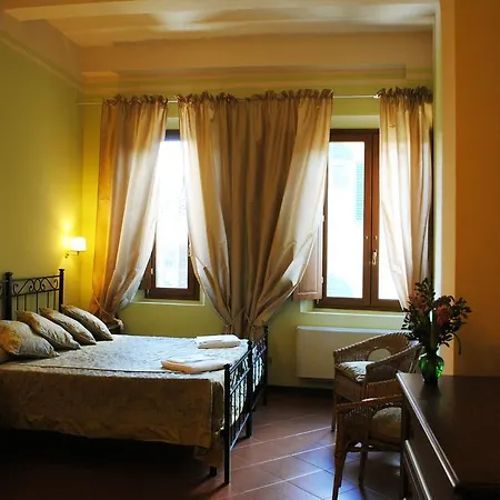 Residence La Medicea Florenz Zimmer foto